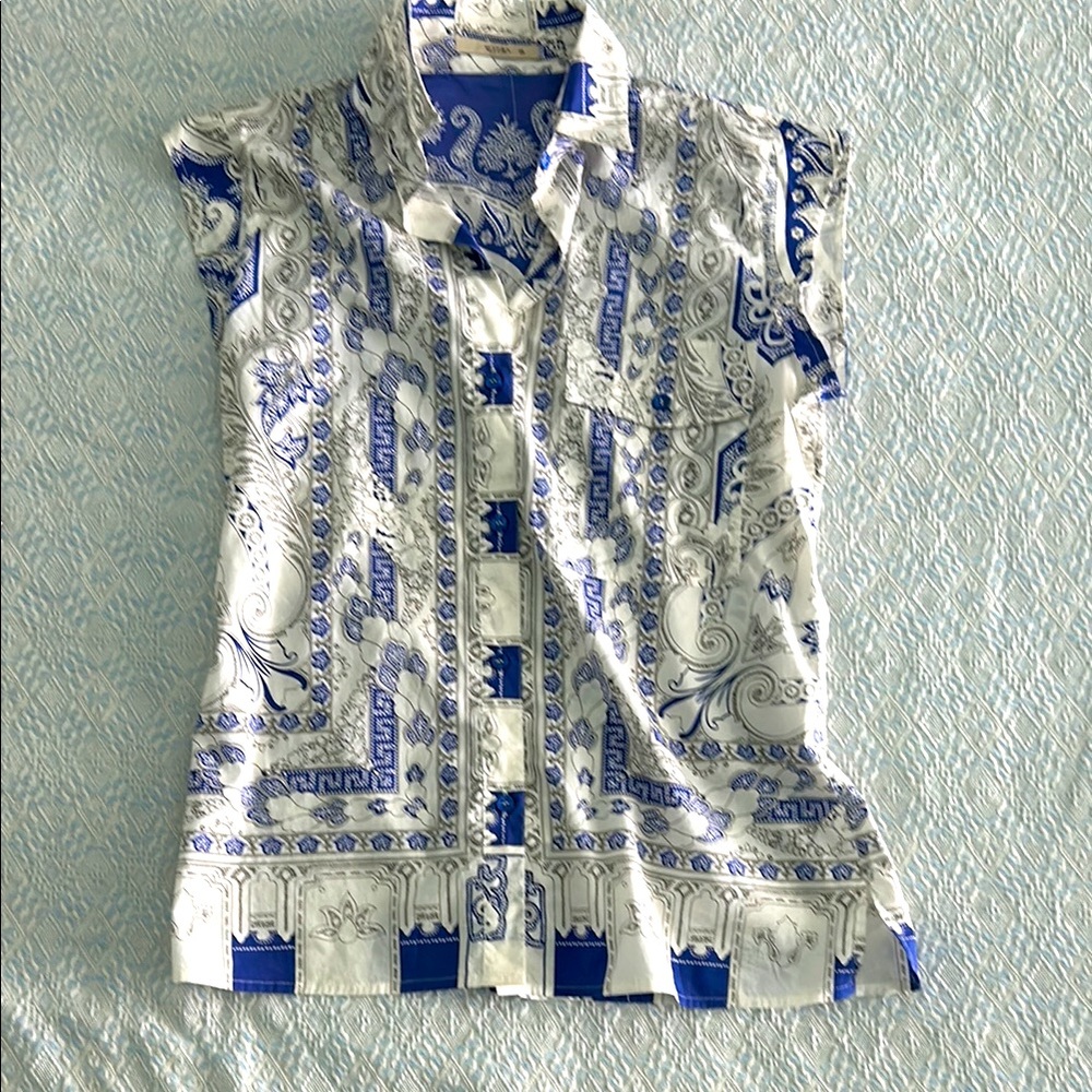 ETRO Designer Cotton Printed Blouse. Made in Italy
Size 38